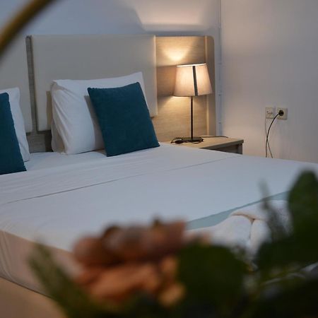 Aqua Mare Sea Side Rooms Nea Kallikrateia Exterior foto