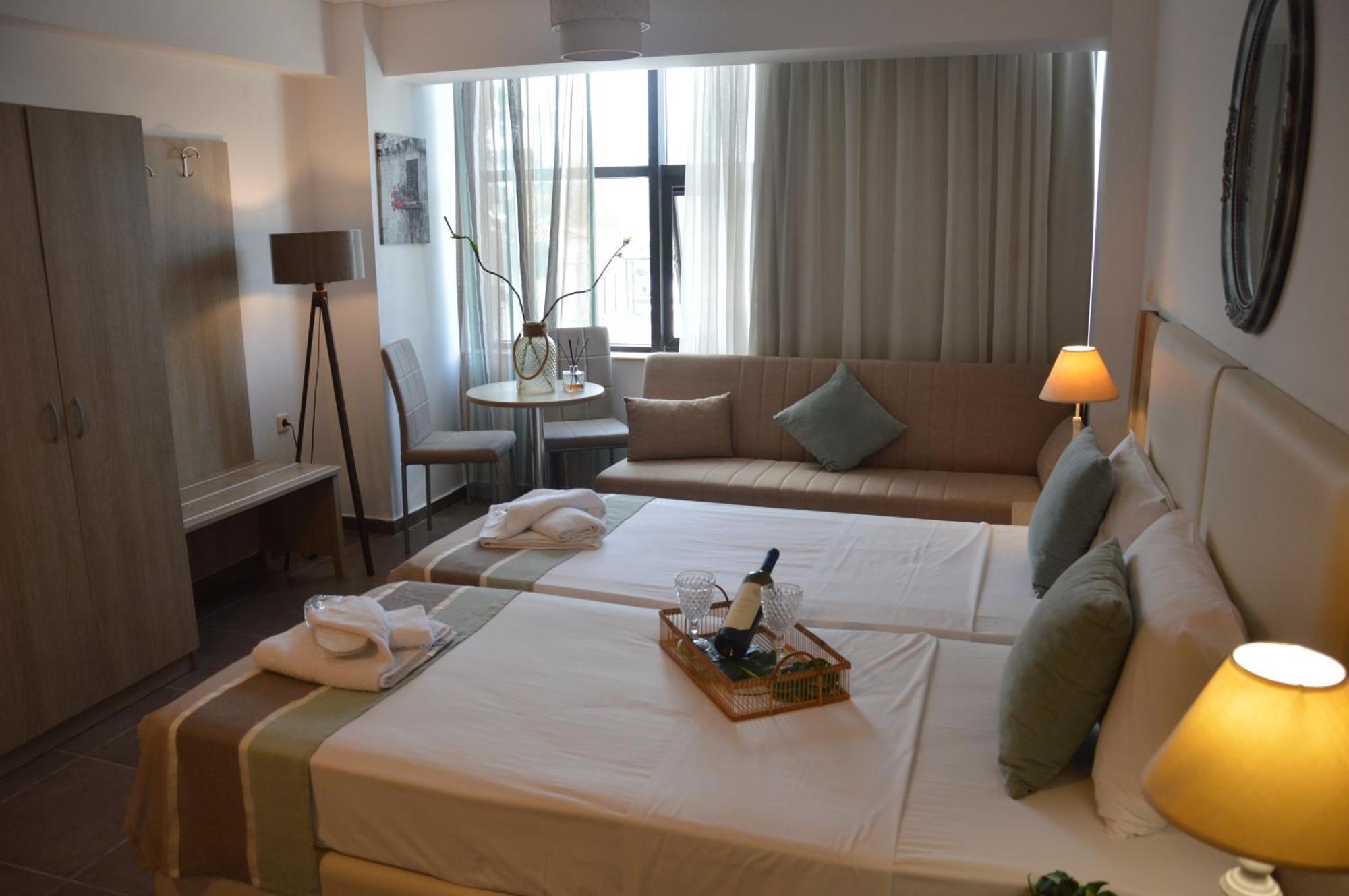 Aqua Mare Sea Side Rooms Nea Kallikrateia Exterior foto