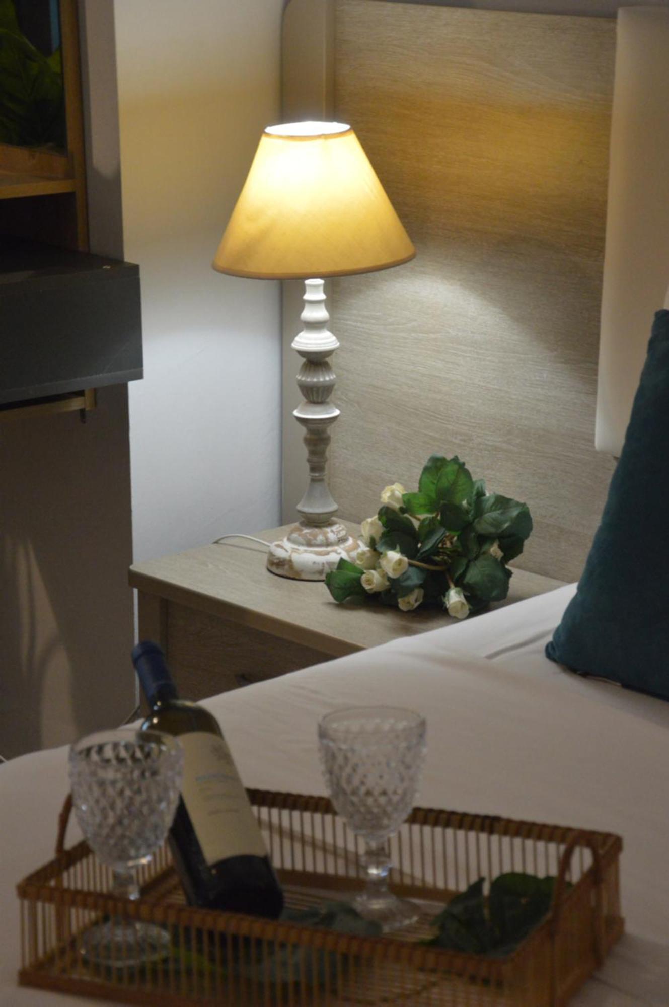 Aqua Mare Sea Side Rooms Nea Kallikrateia Exterior foto