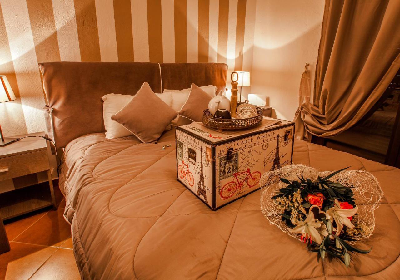 Aqua Mare Sea Side Rooms Nea Kallikrateia Exterior foto