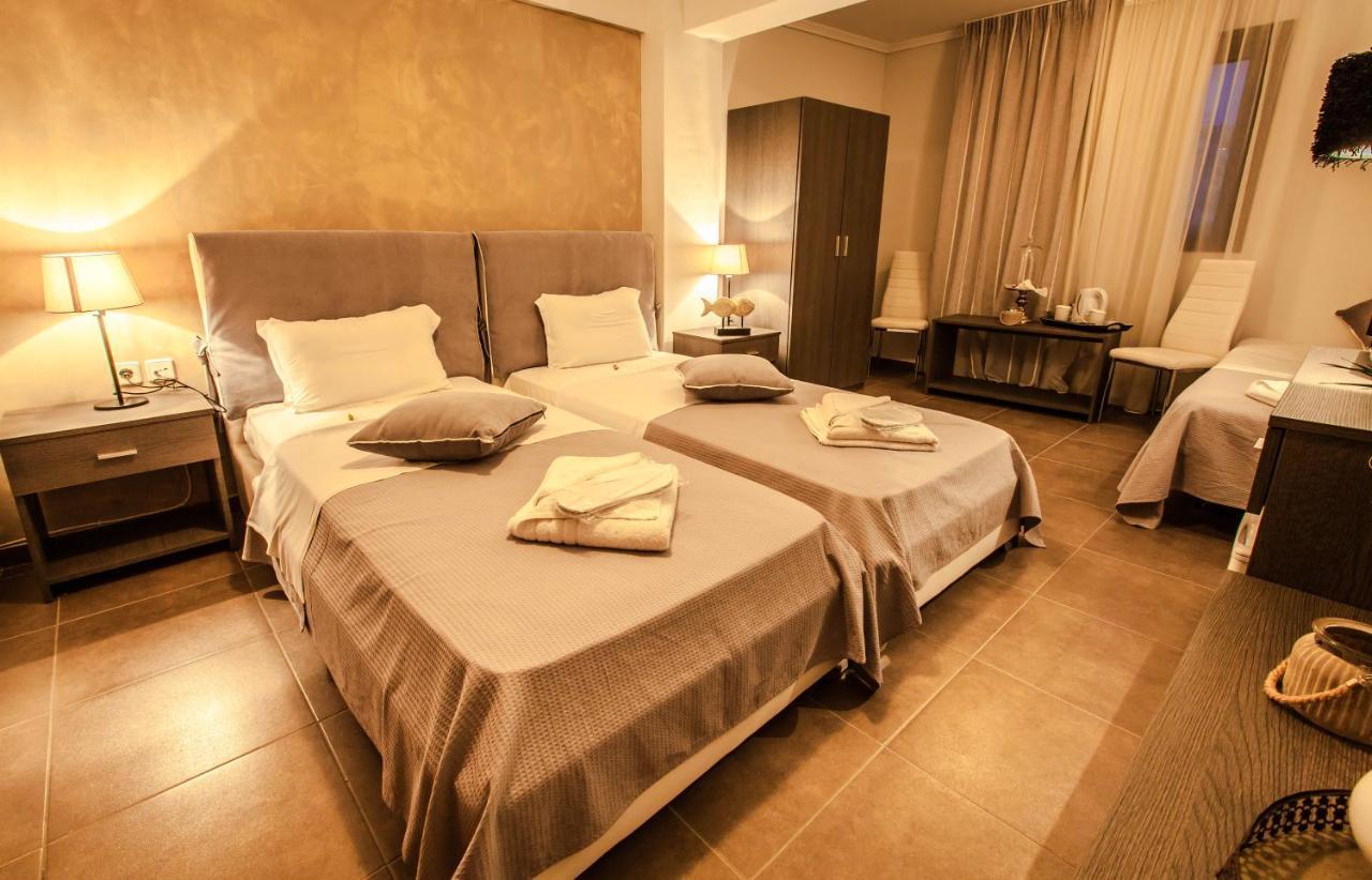 Aqua Mare Sea Side Rooms Nea Kallikrateia Exterior foto