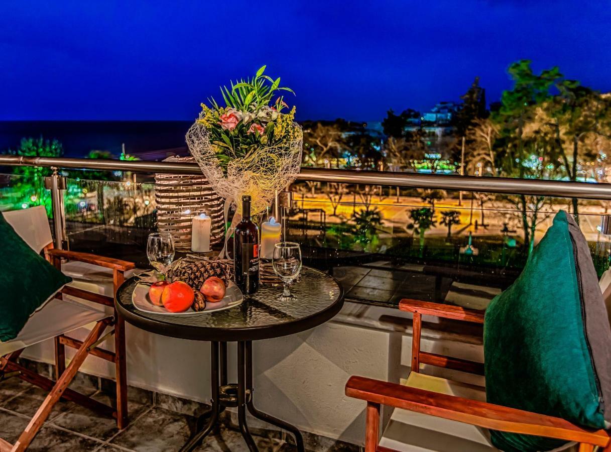 Aqua Mare Sea Side Rooms Nea Kallikrateia Exterior foto